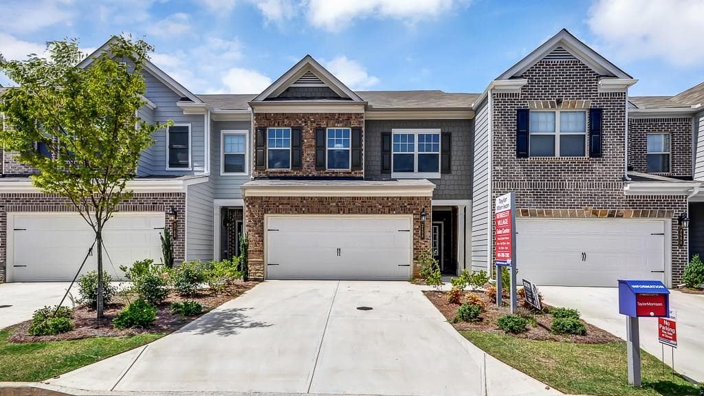 2498 Village Park Bend 124, Duluth, GA 30096 — most recent listing photo