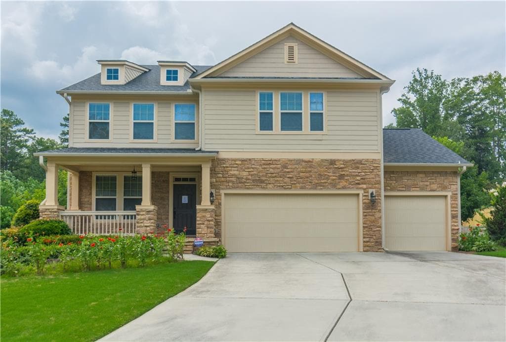 6 bedroom, 4,500 sq ft single family residence sold at 20 Belmore Manor Drive, Suwanee, GA 30024