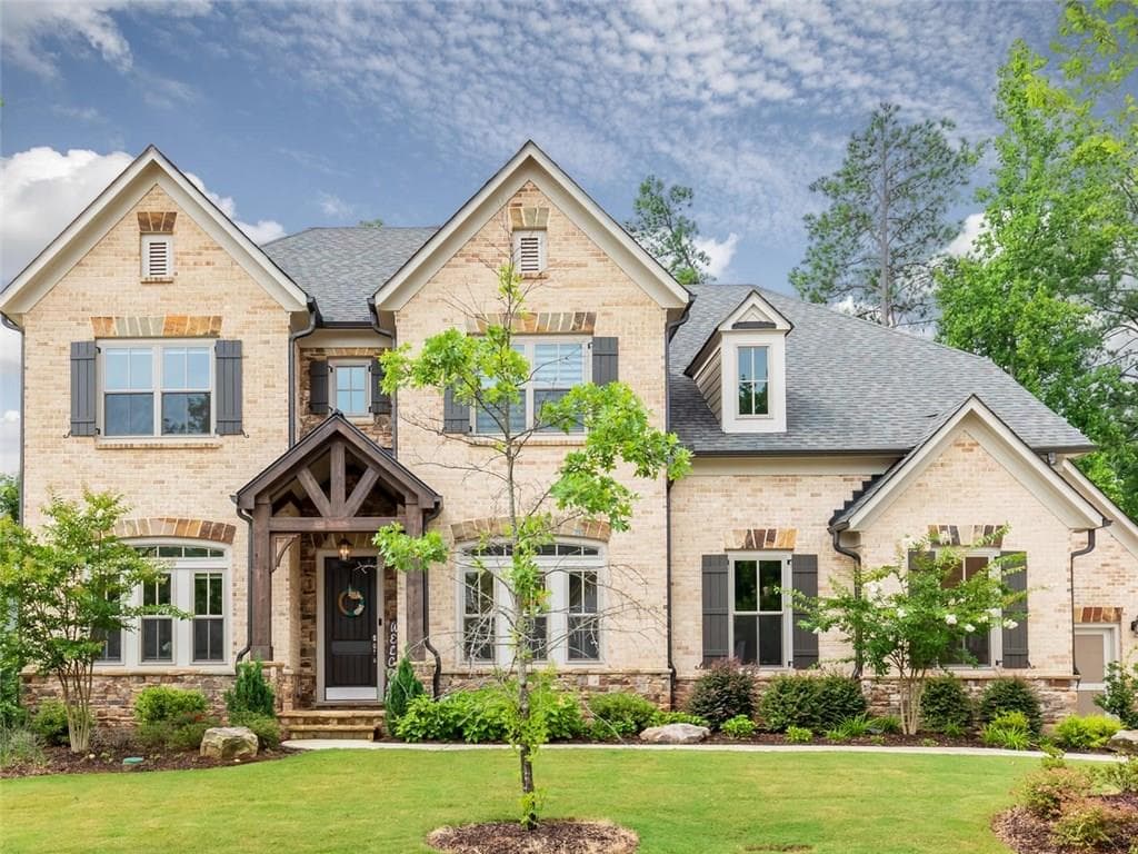 8018 Kelsey Place, Johns Creek, GA 30097 — most recent listing photo