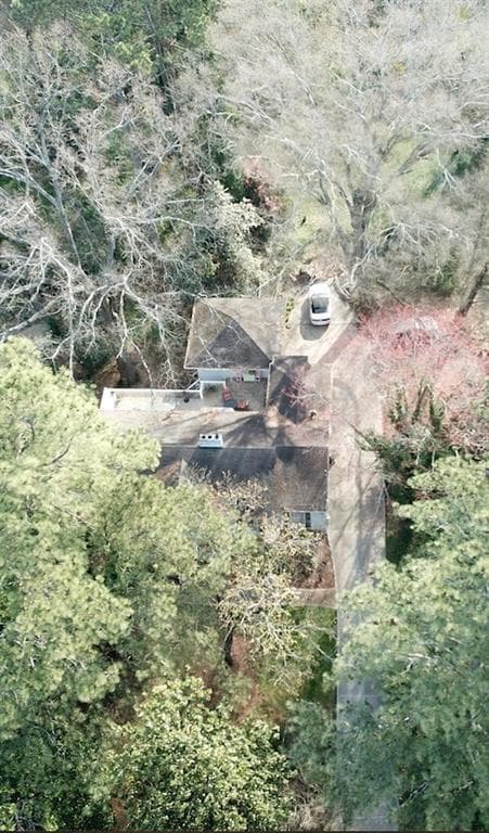 4 bedroom, 2,224 sq ft single family residence sold at 3245 Ivanhoe Drive, Atlanta, GA 30327