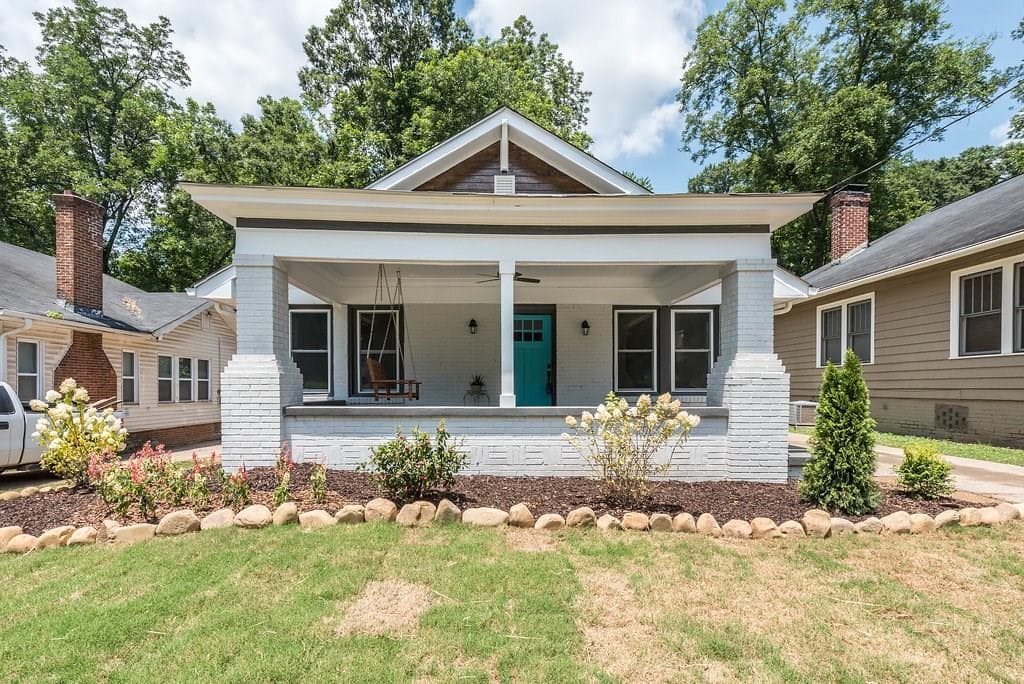 3 bedroom, 1,519 sq ft single family residence sold at 1603 Rogers Avenue, Atlanta, GA 30310
