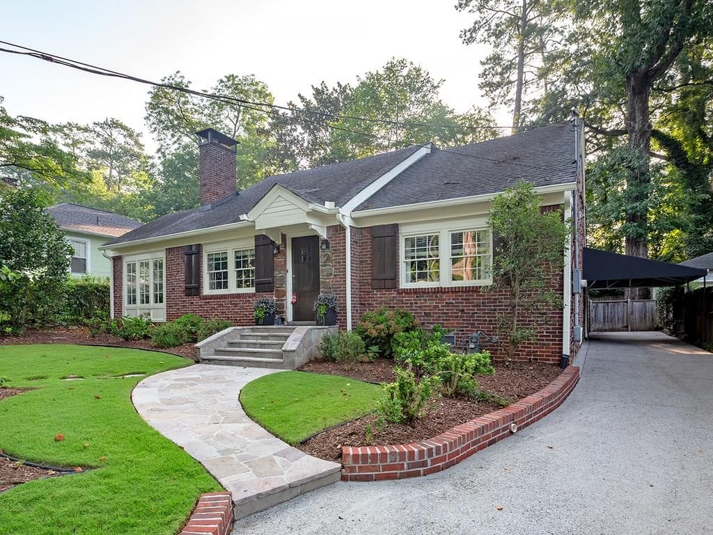 4 bedroom, 3,026 sq ft single family residence sold at 2259 Stephen Long Drive, Atlanta, GA 30305
