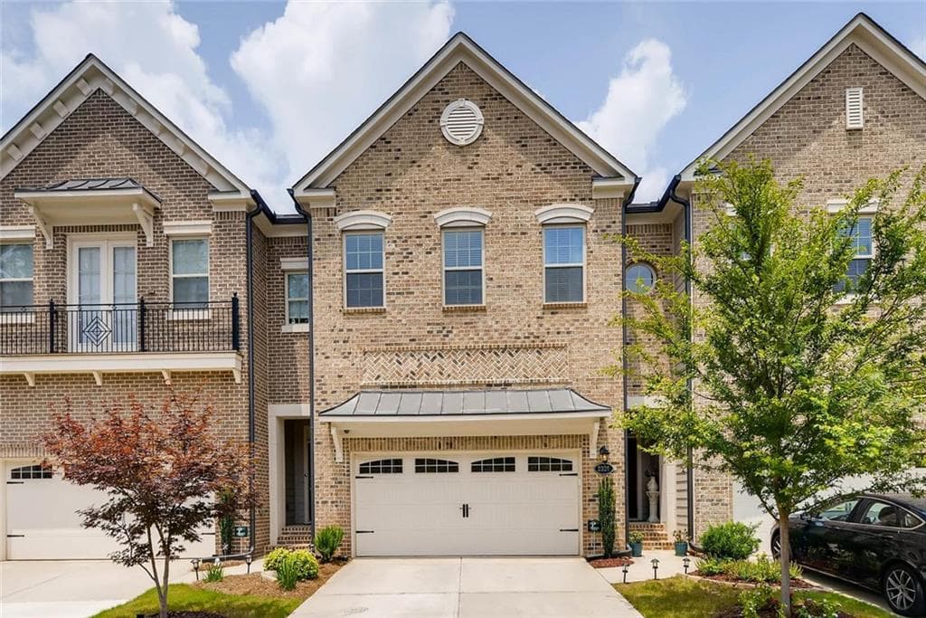 4 bedroom, 3,000 sq ft townhouse sold at 2326 Willington Shoals Place 37, Smyrna, GA 30080