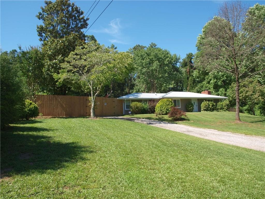 2 bedroom, 1,240 sq ft single family residence sold at 3207 Old 41 Highway, Kennesaw, GA 30144 — photo 1 of 1