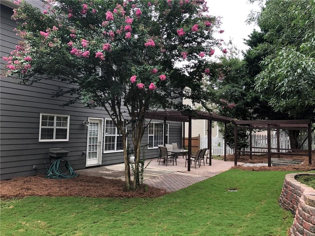 5 bedroom, 3,257 sq ft single family residence sold at 1082 Adah Lane, Lawrenceville, GA 30043