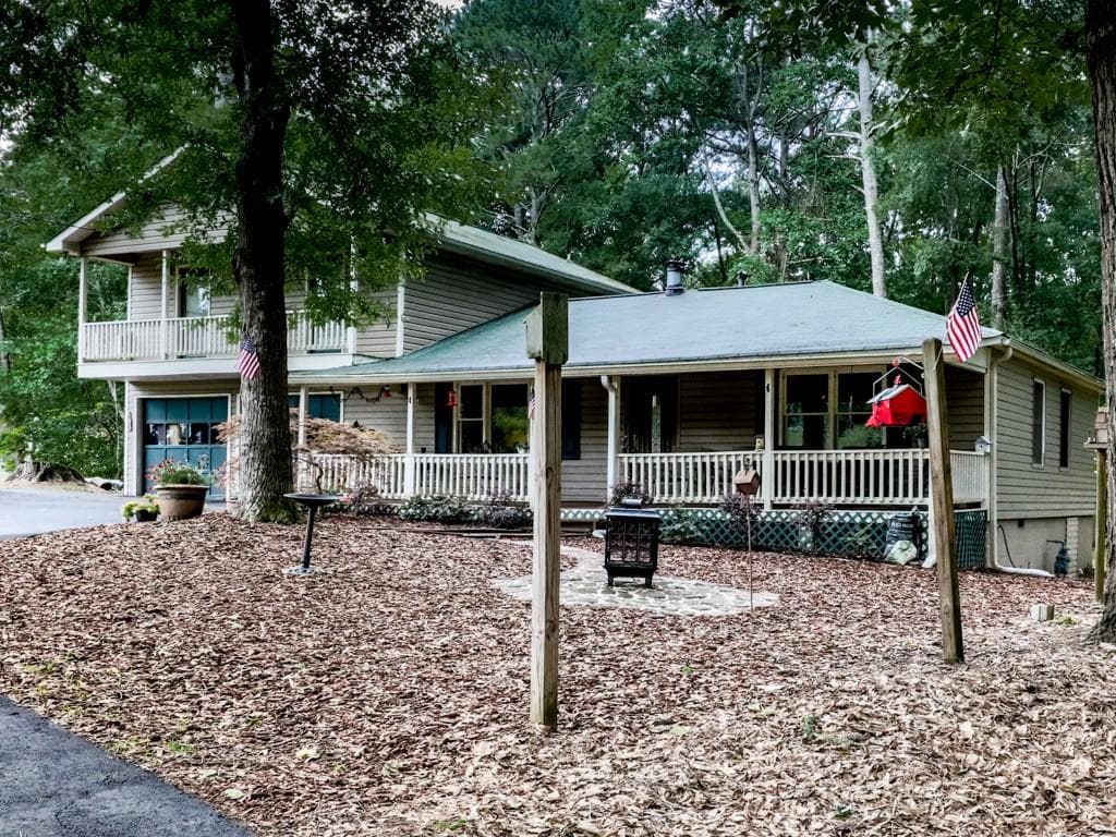 3 bedroom, 1,920 sq ft single family residence sold at 1119 Wiley Bridge Road, Woodstock, GA 30188