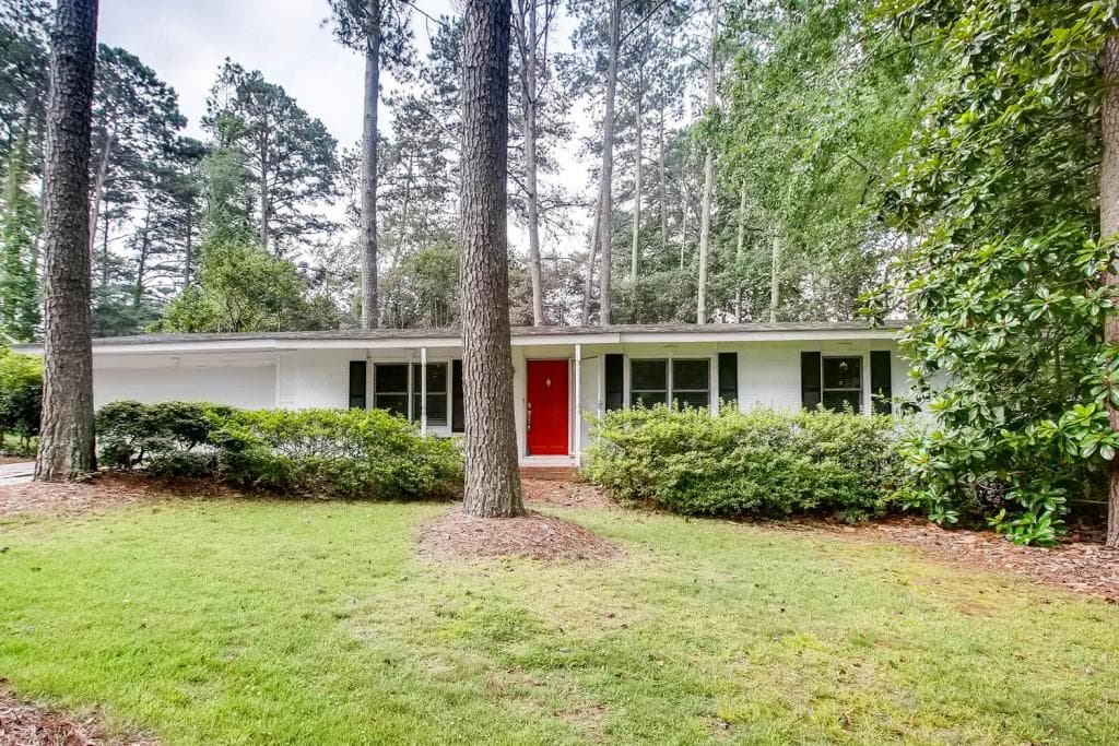 2558 Sunny Lane, Marietta, GA 30067 — most recent listing photo