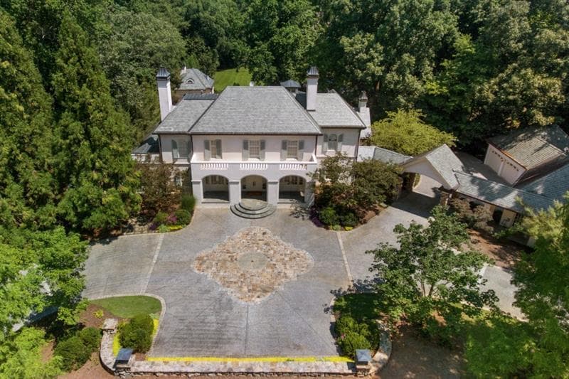 711 Heards Ferry Road, Sandy Springs, GA 30328 — most recent listing photo