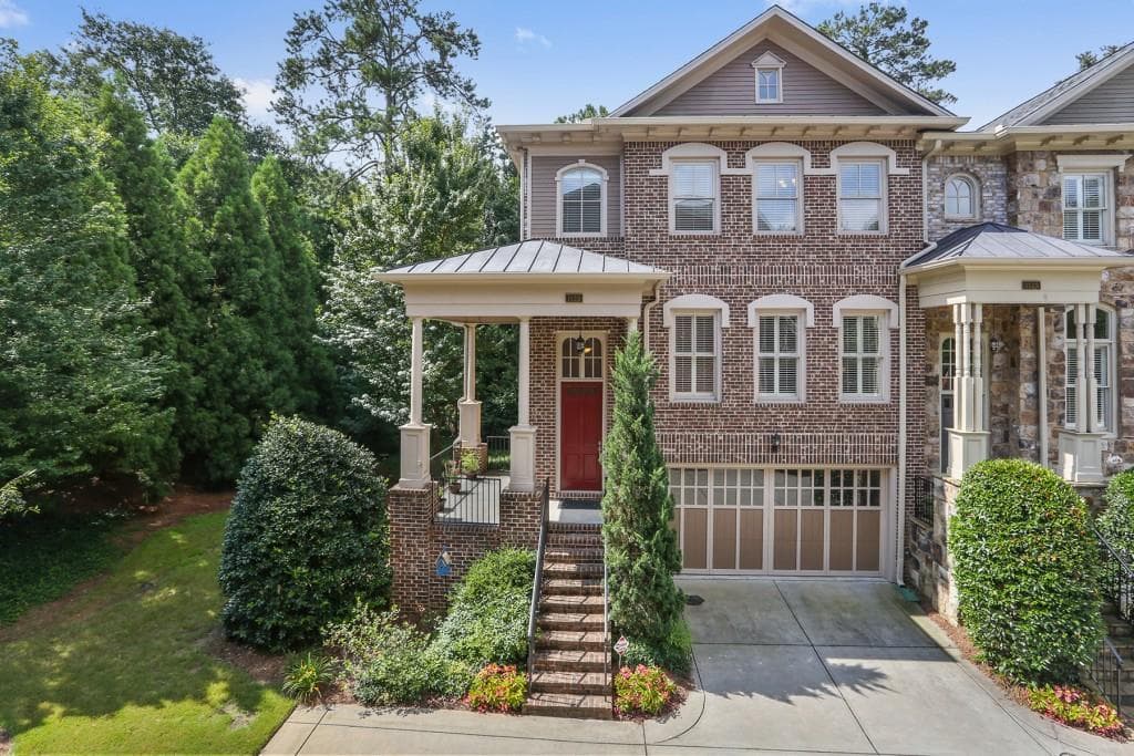 1135 Charles Towne Square, Sandy Springs, GA 30328 — most recent listing photo