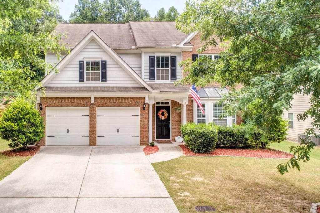 4 bedroom, 3,140 sq ft single family residence sold at 136 LITTLE SHOALS Drive, Canton, GA 30115