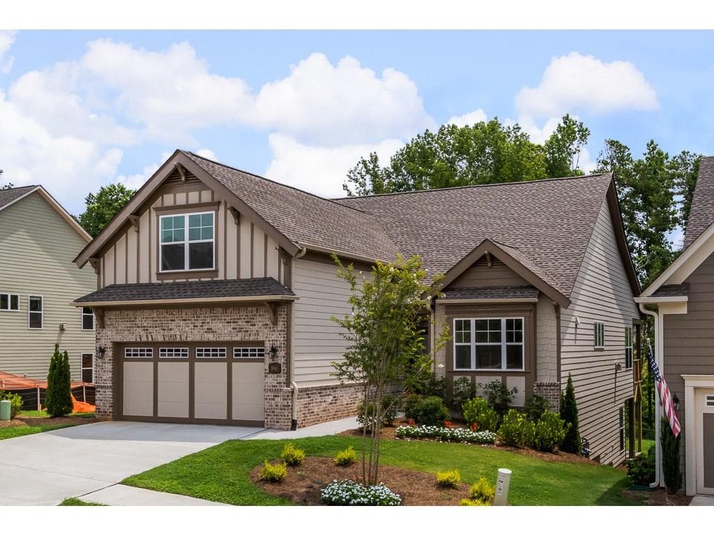 3945 Sweet Magnolia Drive, Gainesville, GA 30504 — most recent listing photo