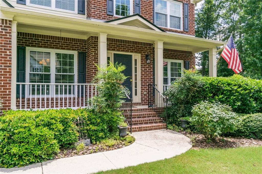 4 bedroom, 2,864 sq ft single family residence sold at 1120 Bagwell Drive, Kennesaw, GA 30152
