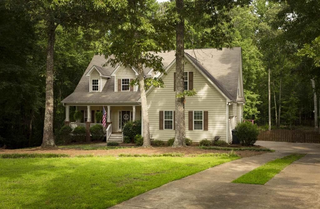 215 Brittain Way, Newnan, GA 30263 — most recent listing photo
