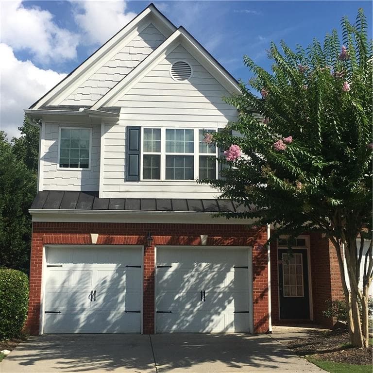 3 bedroom, 1,852 sq ft townhouse sold at 3800 Thayer Trace, Duluth, GA 30096