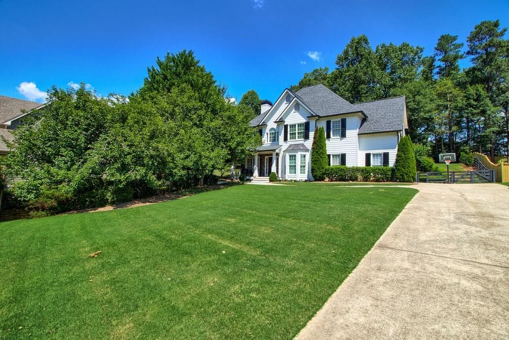 323 Oak Hill Ln Lane, Canton, GA 30115 — most recent listing photo