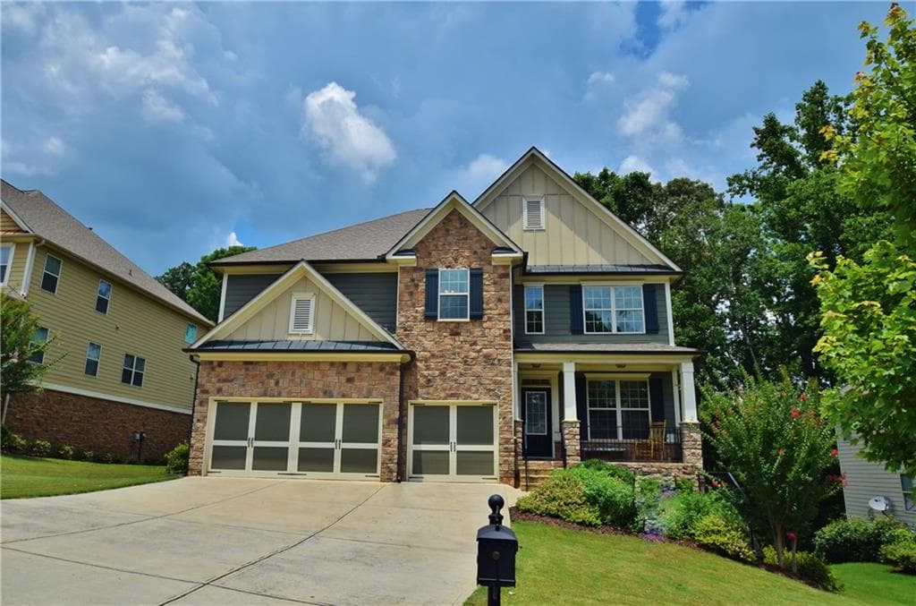 7425 Mockingbird Lane, Flowery Branch, GA 30542 — most recent listing photo