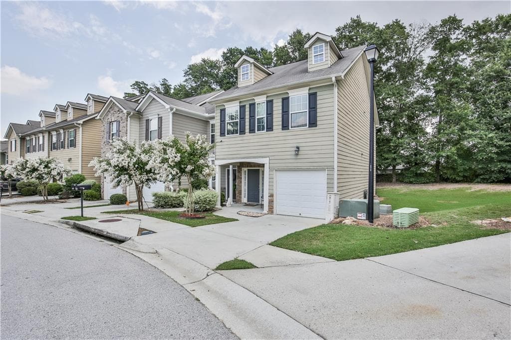 2 bedroom, 1,770 sq ft townhouse sold at 6475 Whitebeam Trail, Braselton, GA 30517