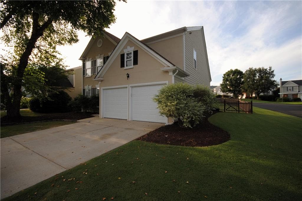 6000 Barrington Lane, Alpharetta, GA 30005 — most recent listing photo