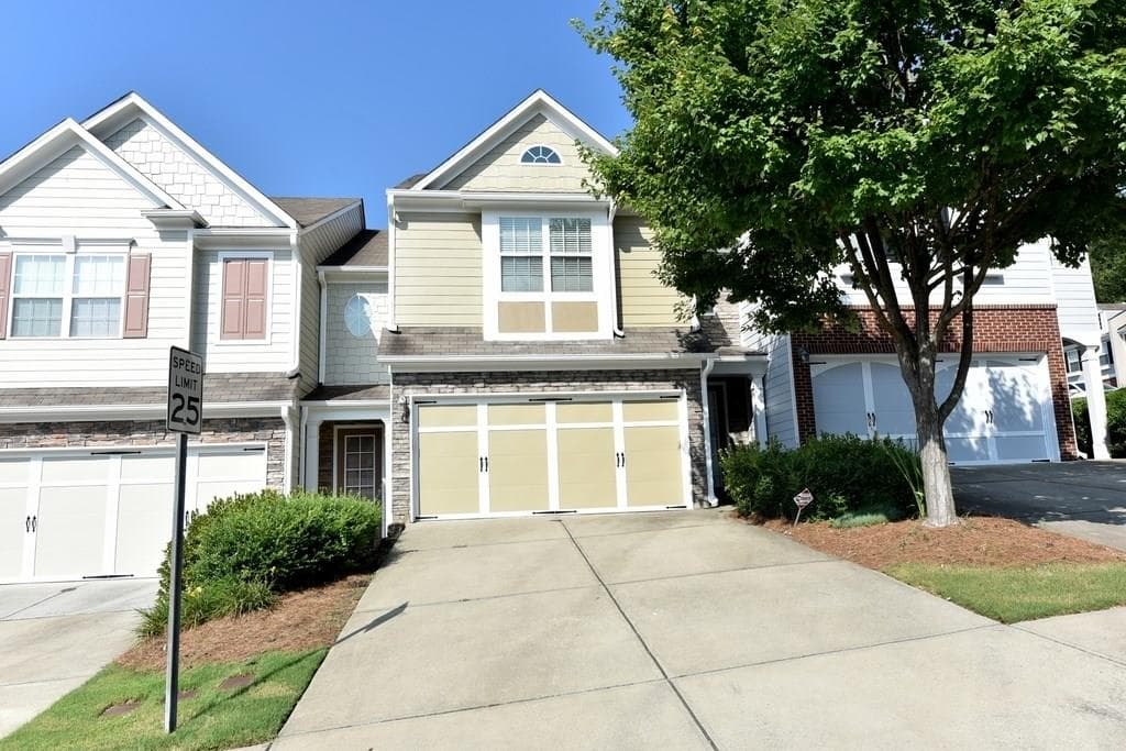 943 PIERCE BRENNEN Drive, Lawrenceville, GA 30043 — most recent listing photo