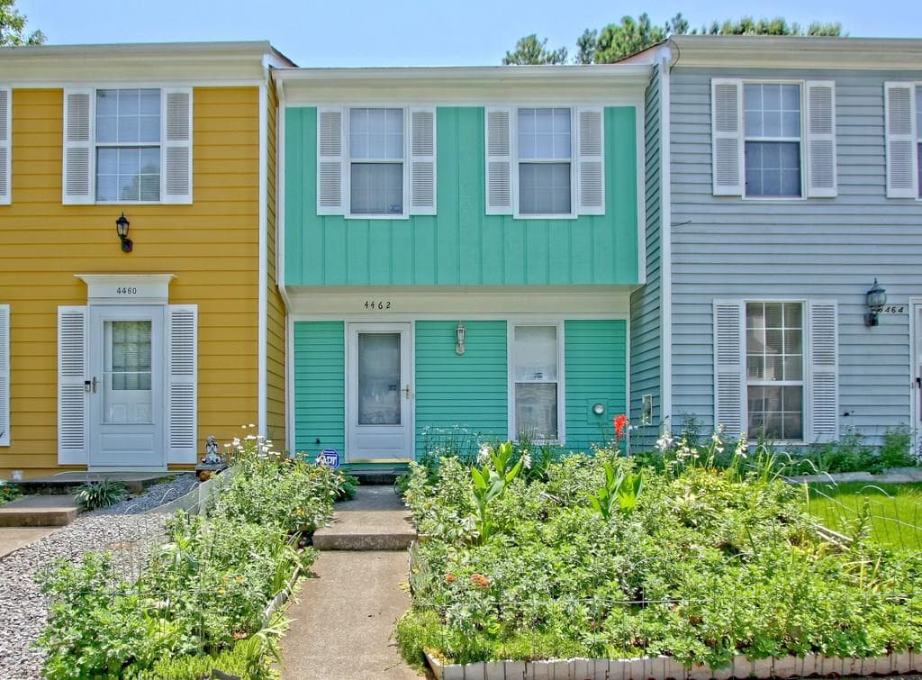 2 bedroom, 1,088 sq ft townhouse sold at 4462 Aspen Woods Court, Atlanta, GA 30360