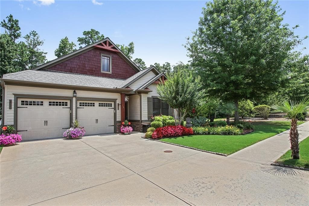 3 bedroom, 1,509 sq ft single family residence sold at 283 Highland Village Lane, Woodstock, GA 30188