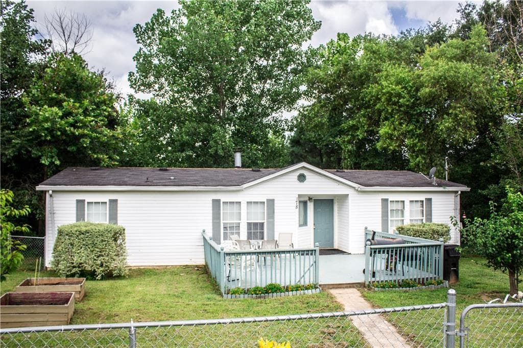 178 Carolyn Court, Acworth, GA 30101 — most recent listing photo