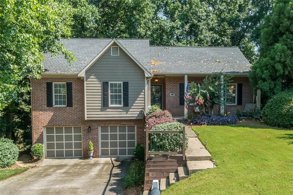 4860 Hampton Square Drive, Alpharetta, GA 30022 — most recent listing photo