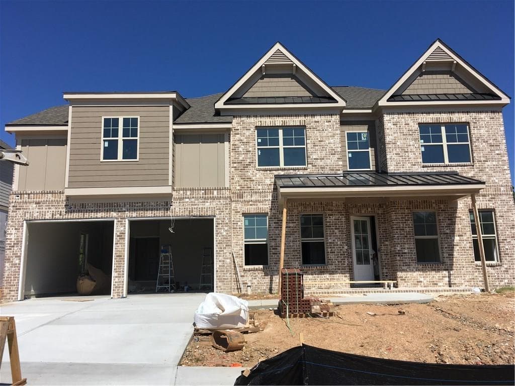 5 bedroom, 3,589 sq ft single family residence sold at 12025 Castleton Court, Alpharetta, GA 30022