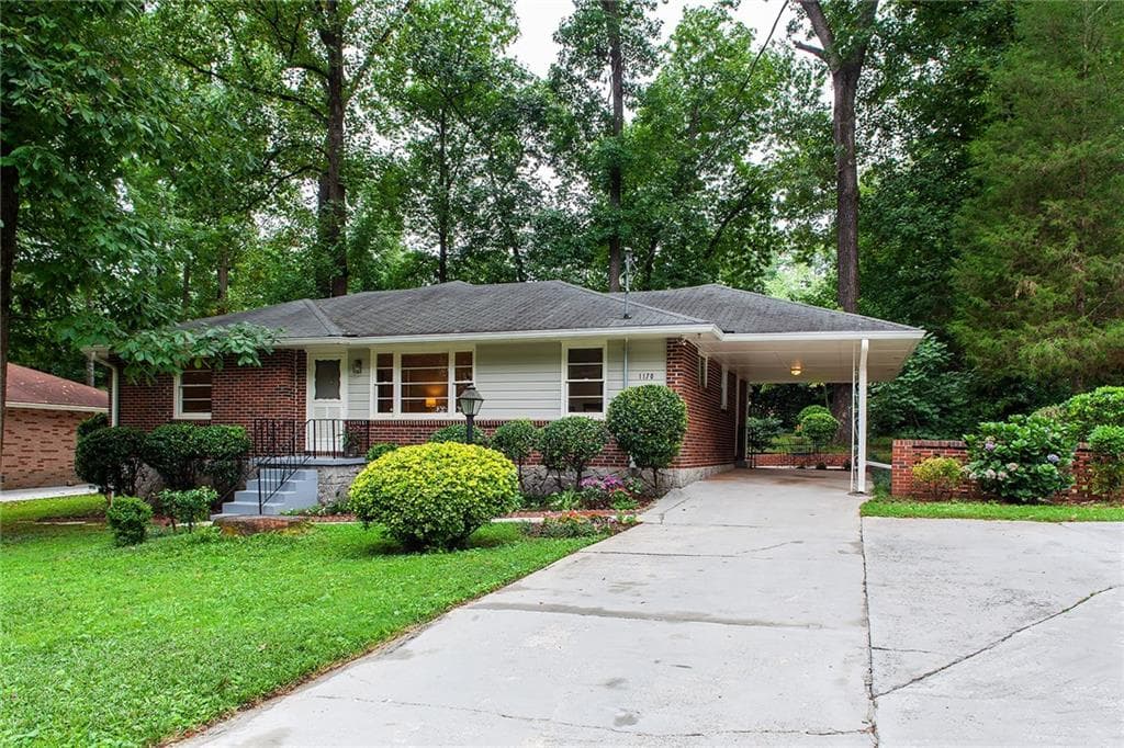 3 bedroom, 1,578 sq ft single family residence sold at 1170 Balsam Drive, Decatur, GA 30033