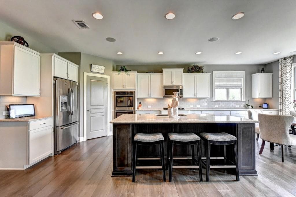 752 Faraday Circle, Suwanee, GA 30024 — most recent listing photo