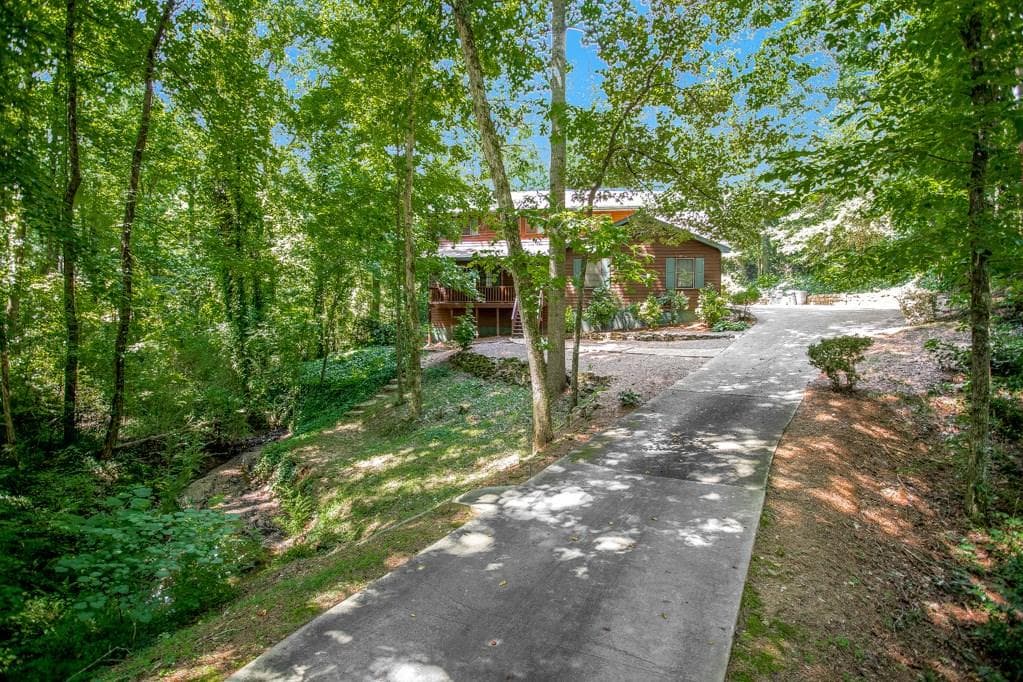 1265 Ridgefield Drive, Roswell, GA 30075 — most recent listing photo