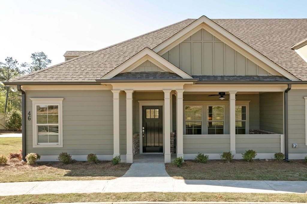 3 bedroom, 2,200 sq ft townhouse sold at 87 Cedarcrest Village Lane, Acworth, GA 30101