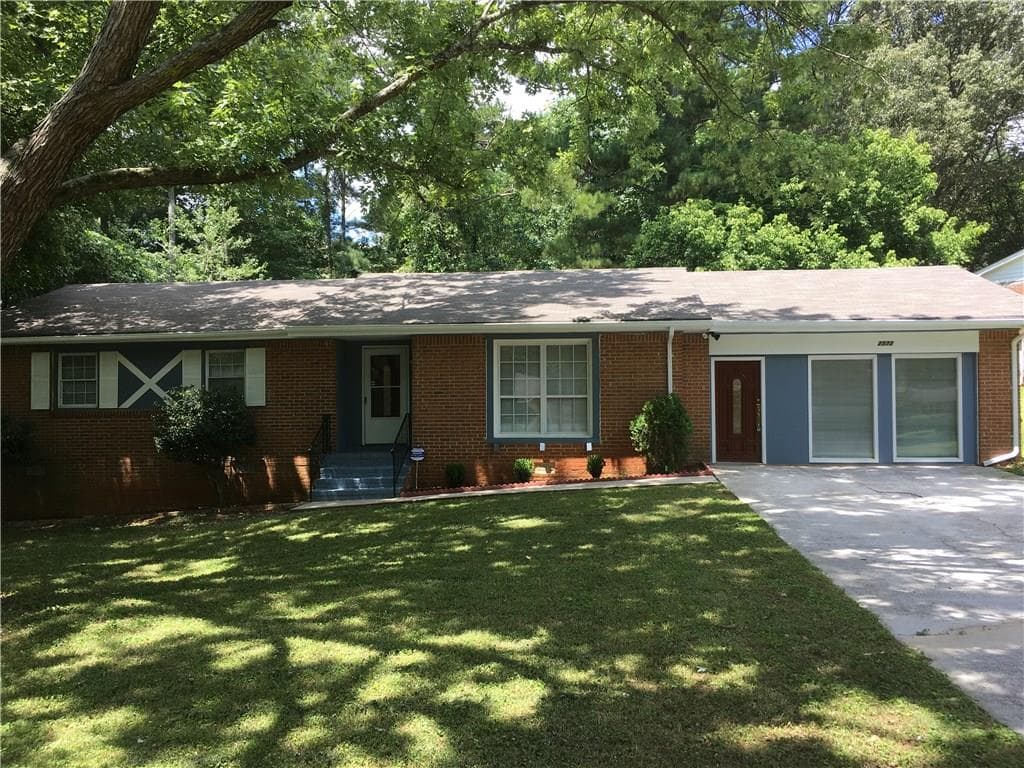 4 bedroom, 1,612 sq ft single family residence sold at 2572 Treadway Drive, Decatur, GA 30034