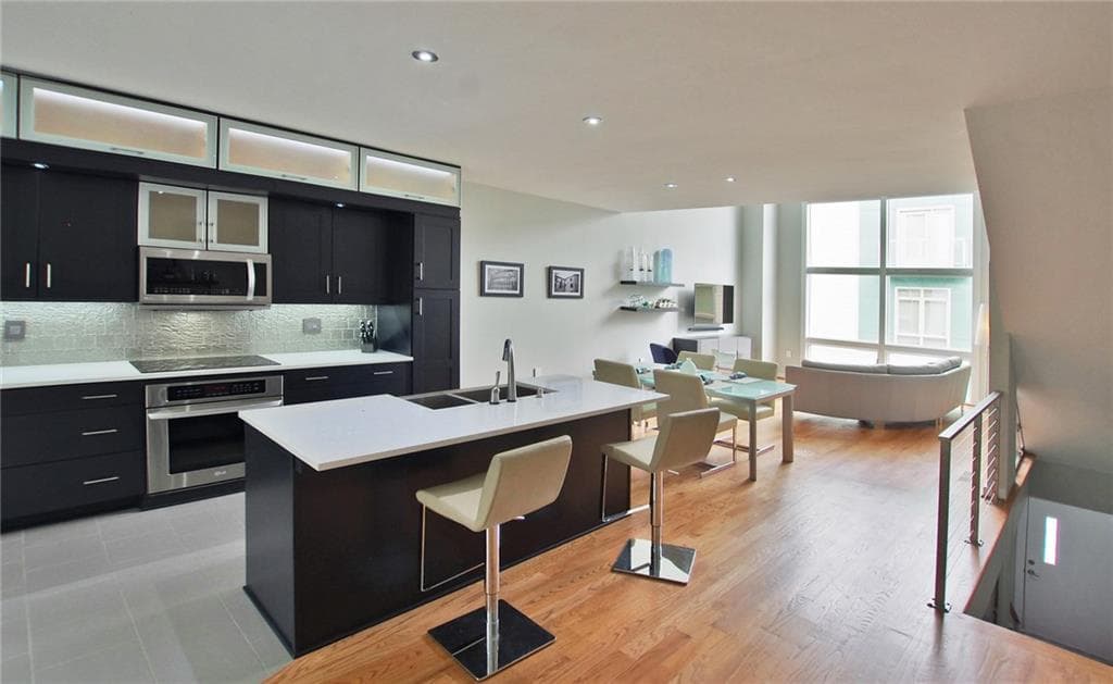 2 bedroom, 1,529 sq ft townhouse sold at 1375 Rietveld Row, Atlanta, GA 30318