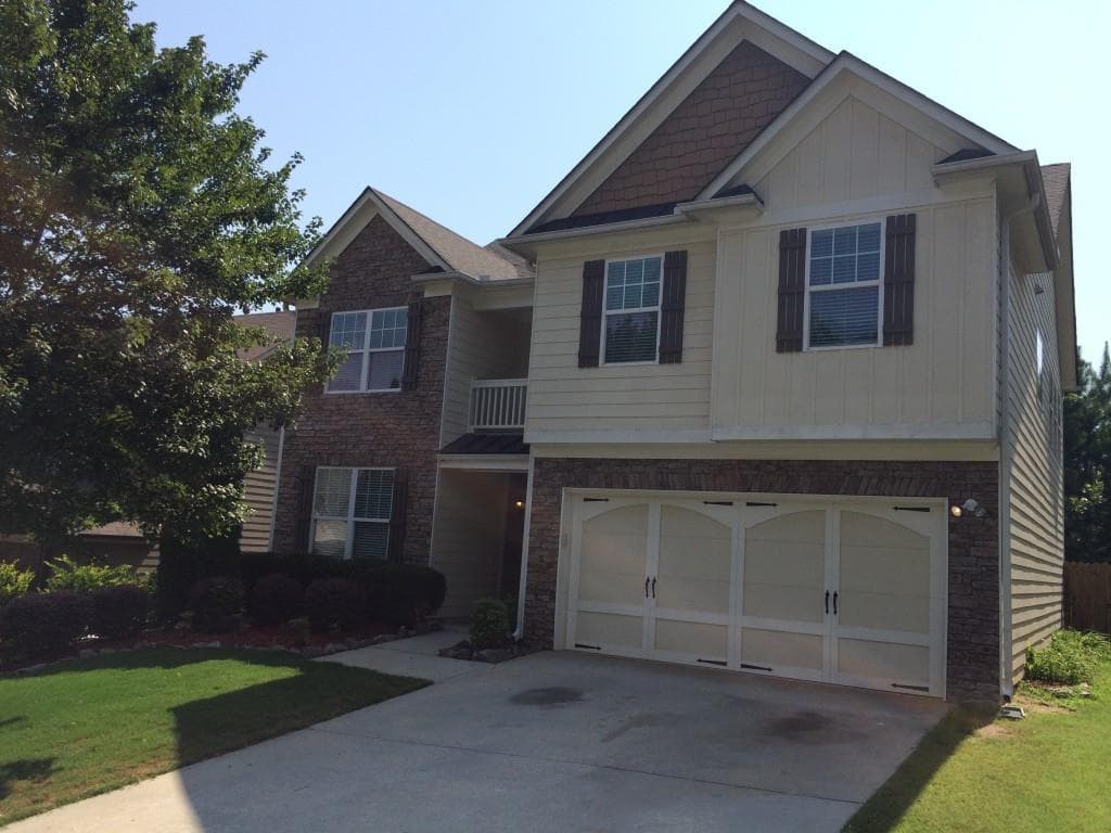 5985 Trail Hikes Drive, Sugar Hill, GA 30518 — most recent listing photo