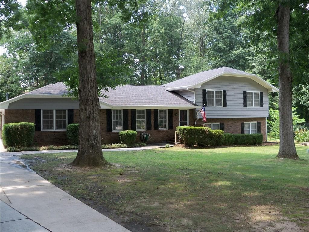 1765 Berkshire Court, Snellville, GA 30078 — most recent listing photo