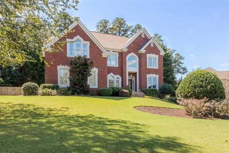 5 bedroom, 3,900 sq ft single family residence sold at 515 Hickory Oaks Court, Milton, GA 30004