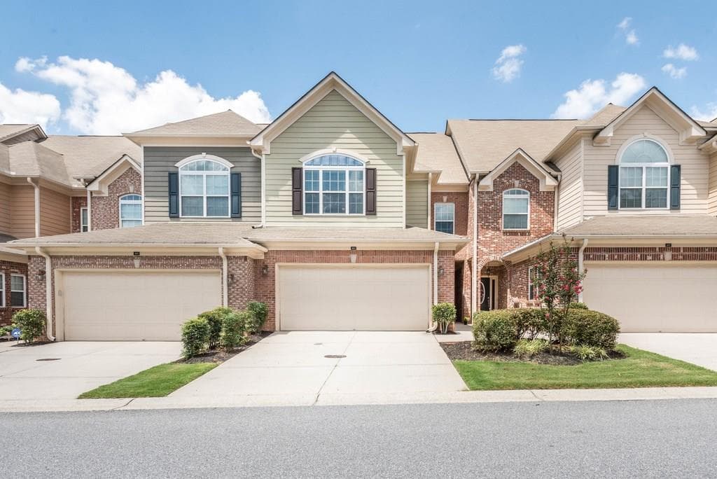 404 Glen Ivy, Marietta, GA 30062 — most recent listing photo
