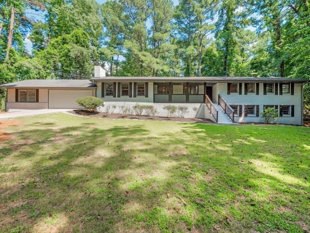 3 bedroom single family residence sold at 252 ARCADO Road, Lilburn, GA 30047