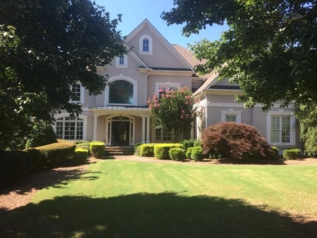 5 bedroom, 6,173 sq ft single family residence sold at 10055 Normandy Lane, Suwanee, GA 30024