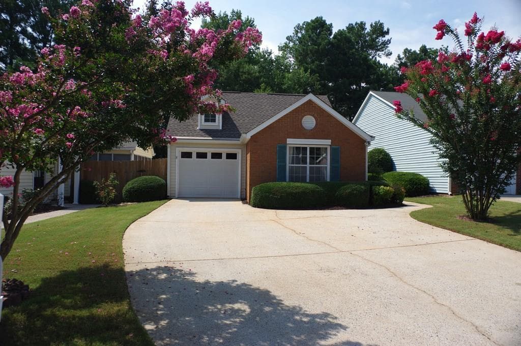 229 Dennis Drive, Alpharetta, GA 30009 — most recent listing photo