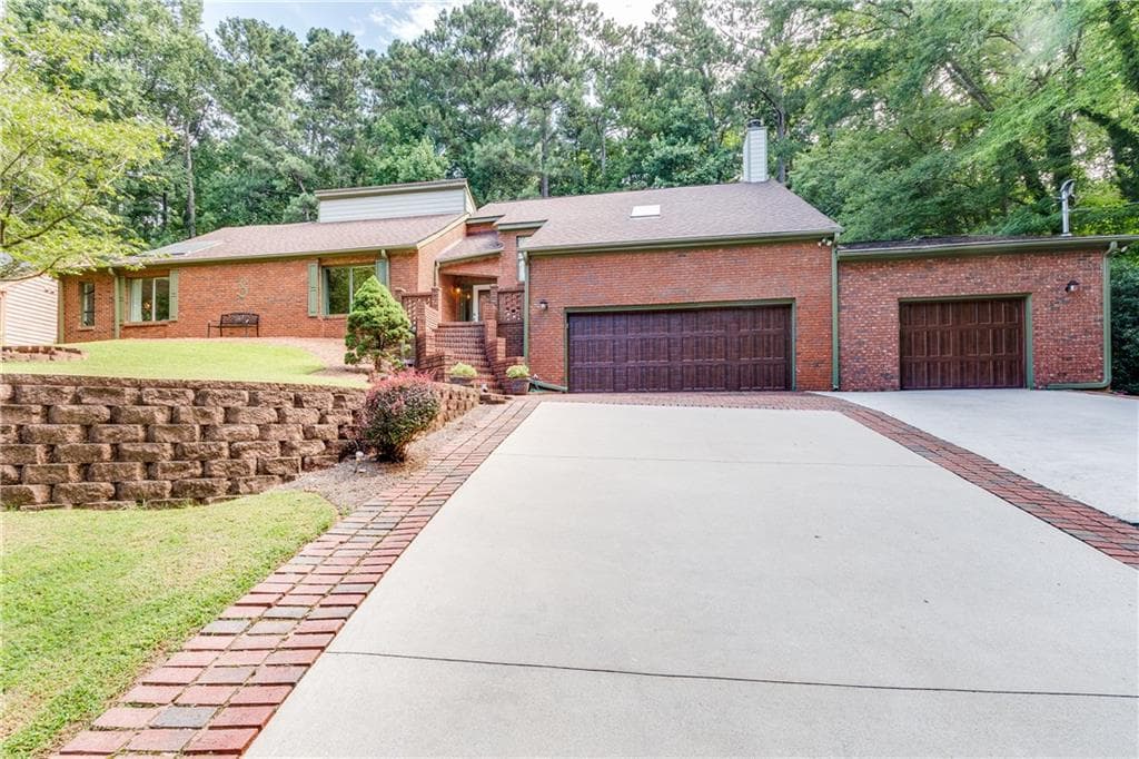 3494 Wood Acres Boulevard, Duluth, GA 30096 — most recent listing photo