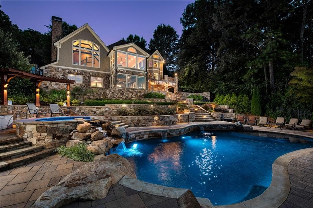 6 bedroom, 5,397 sq ft single family residence sold at 3700 Schooner Ridge, Alpharetta, GA 30005