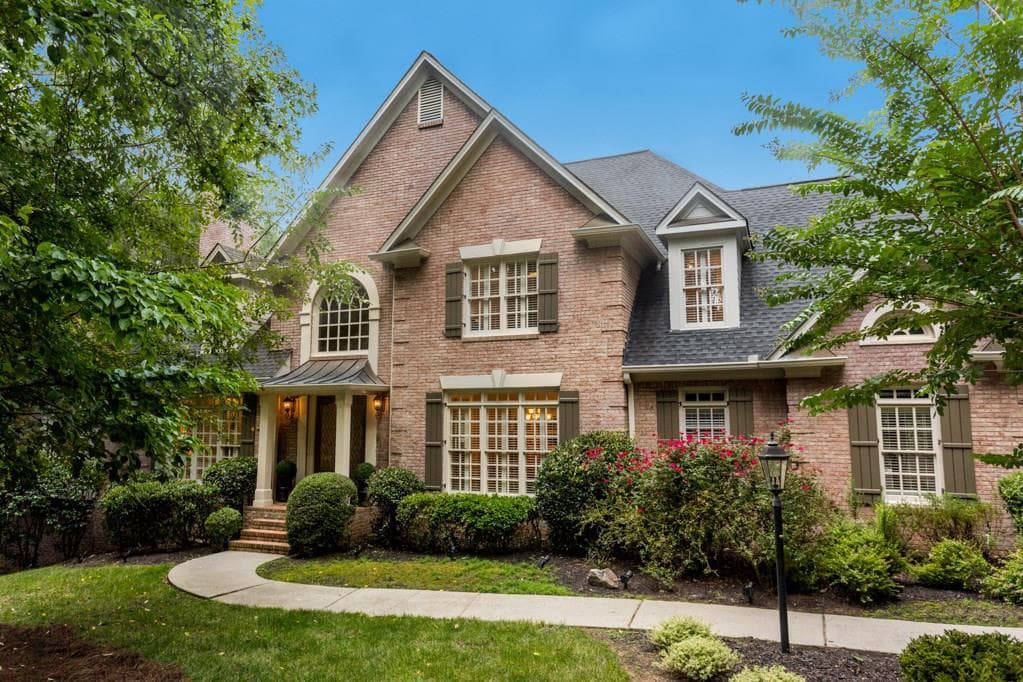 6 bedroom, 5,400 sq ft single family residence sold at 130 Providence Lake Point, Milton, GA 30004