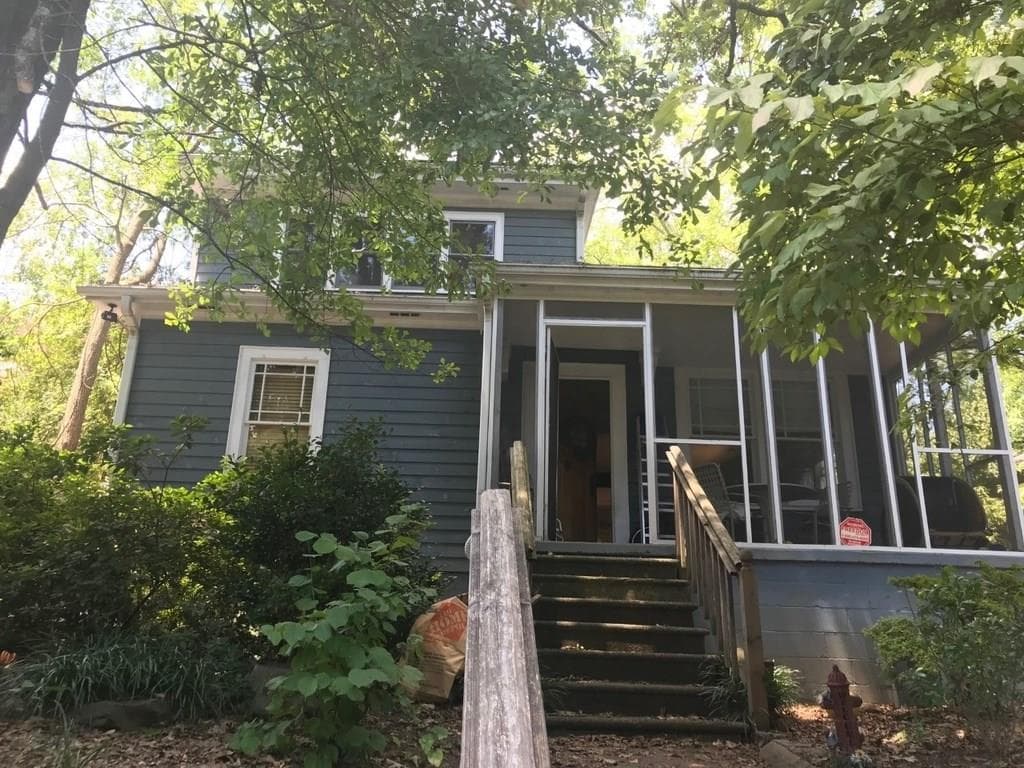 3 bedroom, 1,917 sq ft single family residence sold at 393 SE Patterson Avenue, Atlanta, GA 30316