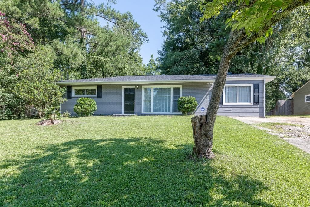 3 bedroom, 1,389 sq ft single family residence sold at 3442 Pinehill Drive, Decatur, GA 30032