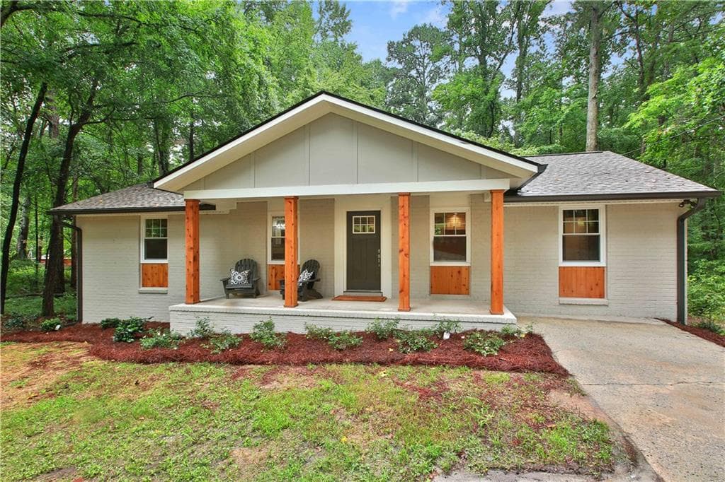 3 bedroom single family residence sold at 8960 Cedar Grove Road, Chattahoochee Hills, GA 30213