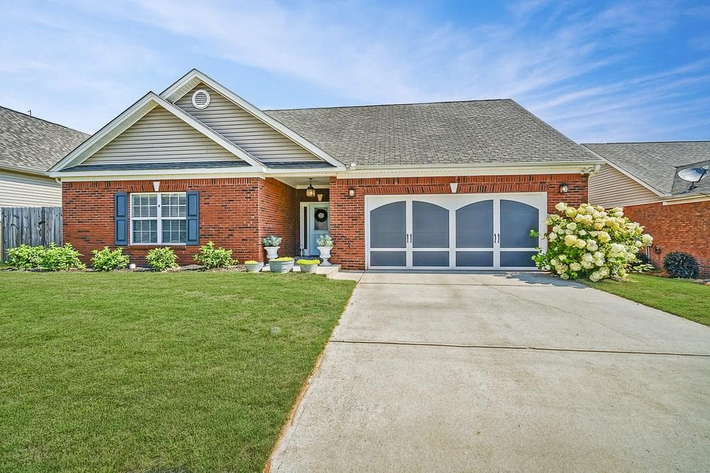605 Holly Springs Court, Athens, GA 30606 — most recent listing photo