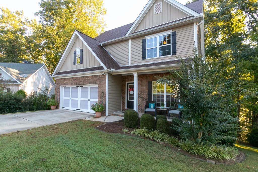 3704 Mount Vernon Court, Gainesville, GA 30504 — most recent listing photo