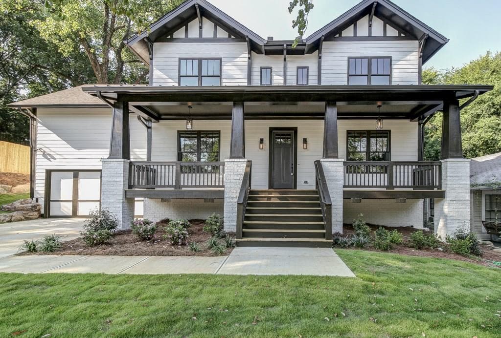 5 bedroom, 1,216 sq ft single family residence sold at 1808 Defoor Avenue, Atlanta, GA 30318